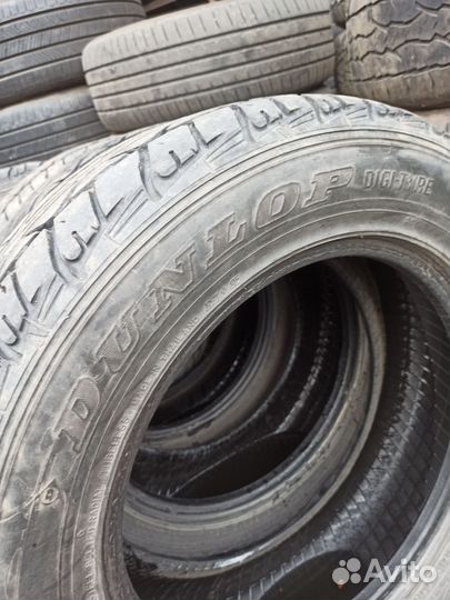 Dunlop Grandtrek AT3 215/65 R16