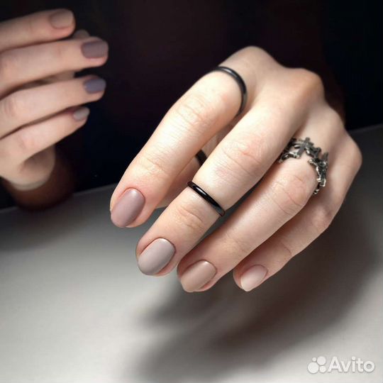 Мастер маникюра