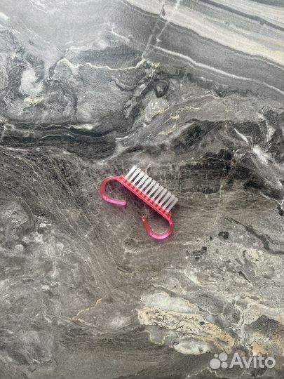 Щеточка для маникюра