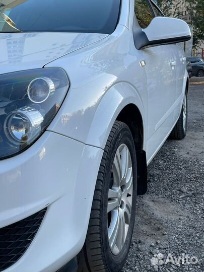 Opel Astra 1.6 МТ, 2011, 162 200 км