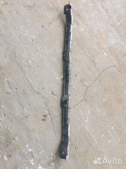 Кронштейн заднего бампера Форд Фокус Ford Focus 1