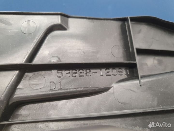 Пыльник крыла переднего левого Toyota Corolla E15 2006-2013