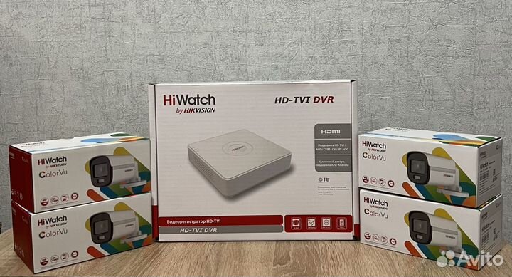 Комплект видеонаблюдения Hiwatch 4 камеры ColorVu