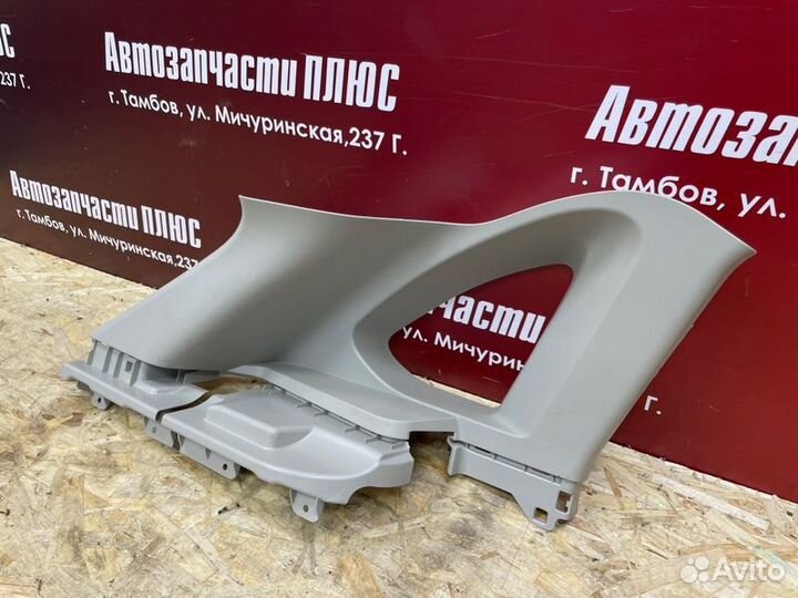 Обшивка стойки задняя левая LADA X-Ray