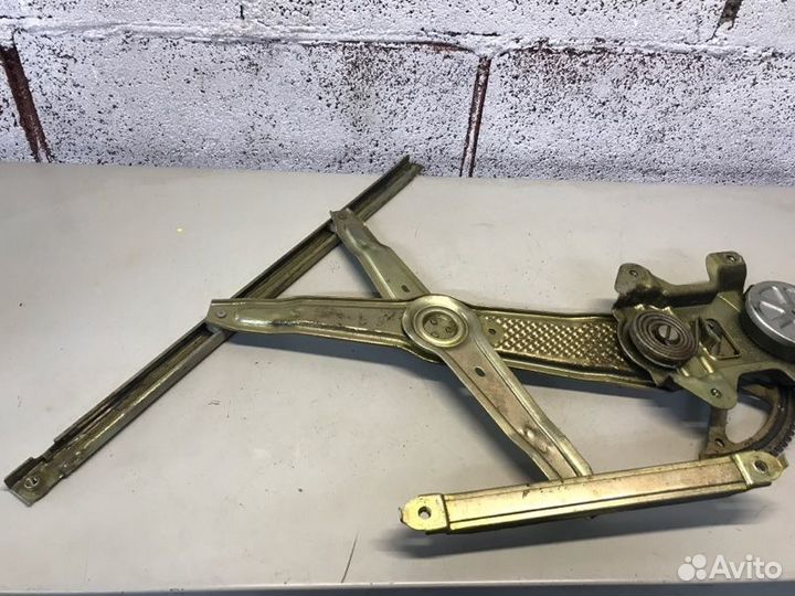 Стеклоподъемник электрический передний правый