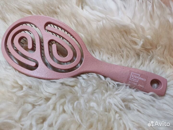 Массажные щётки. Расчёска для женских волос