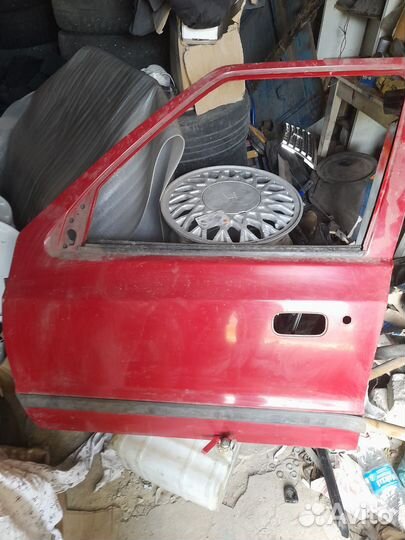 Дверь шкода фелиция