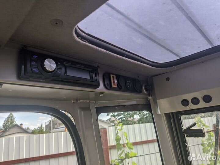 Мини-экскаватор Hitachi EX30UR, 2014
