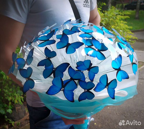 Светящийся букет из бабочек. В наличии