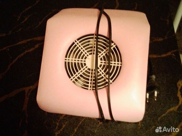 Маникюрный пылесос