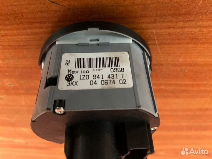 Переключатель света Skoda Octavia A5 ccsa 2008