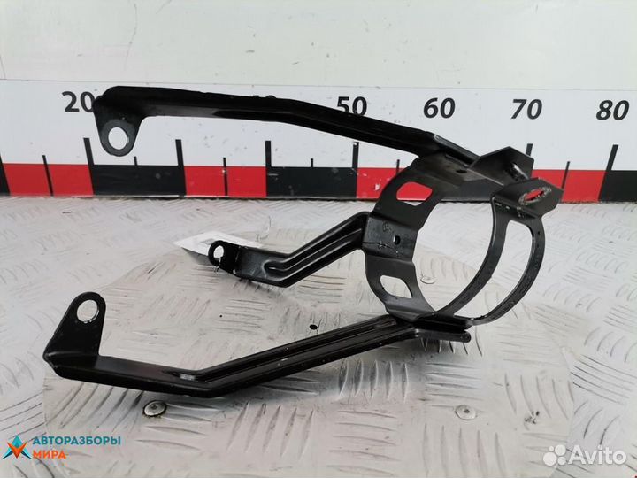 Кронштейн топливного фильтра Audi A4 B5 1999