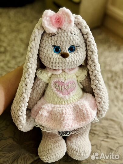 Вязанные игрушки, мягкие игрушки, зайки вязаные