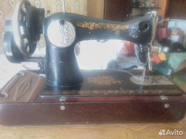 Швейная машинка пмз м Калинина