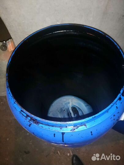 Пластикова бочка 220 литров не мытая