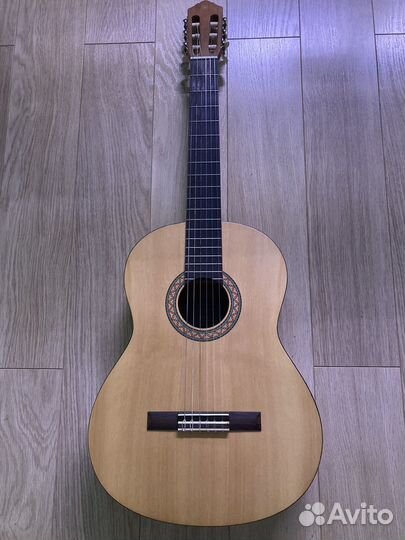 Гитара yamaha c40m