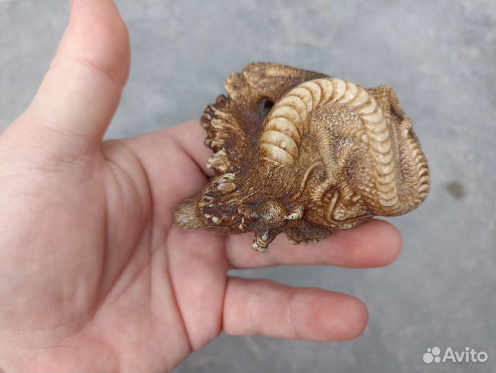 Нэцкэ-пепельница 