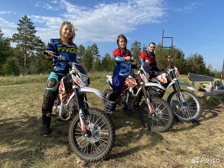 Тур на эндуро мотоциклах в гору 