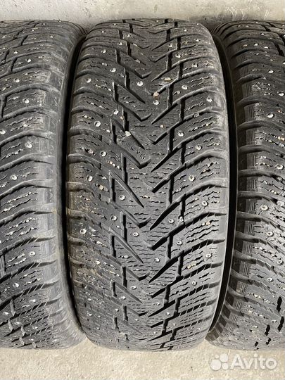 Nokian Tyres Hakkapeliitta 8 SUV 225/60 R17