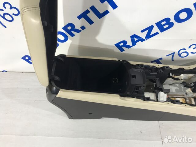 Центральная консоль KIA quoris 3.8 ат