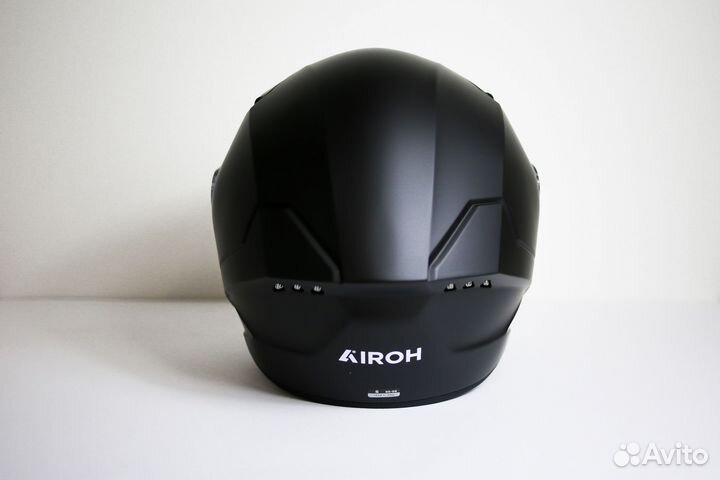 Мотошлем Airoh connor color black matt