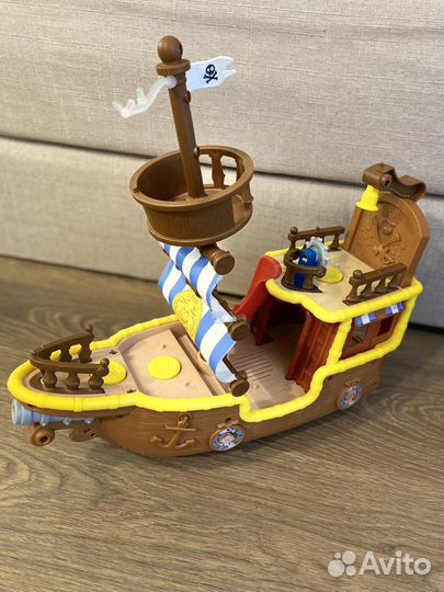 Корабль Fisher Price 38 см длина