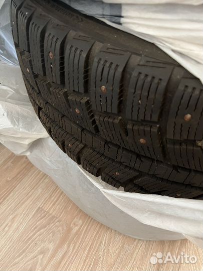 Minerva Eco Stud SUV 235/55 R17