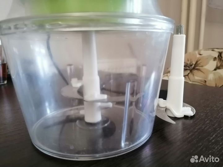 Блендер измельчитель
