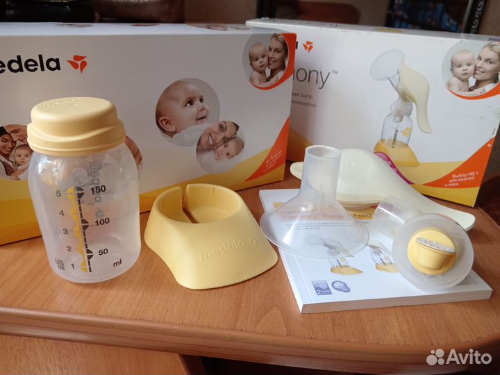 Молокоотсос ручной Medela (полная комплектация)