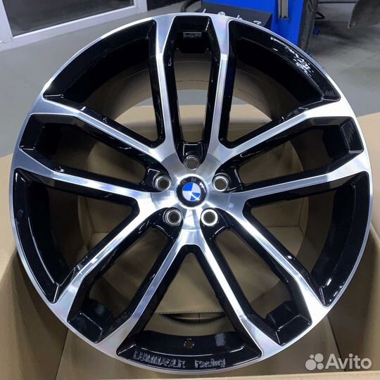 Диски на BMW бмв X6 G06 R21 дизайн lumma CLR