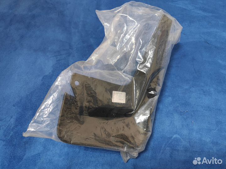 Брызговик задний левый Kia Spectra (оригинал)