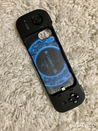 Геймпад Logitech