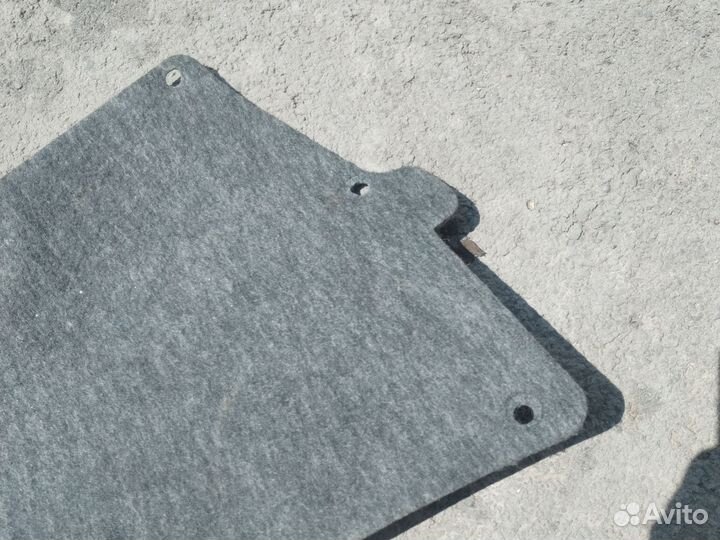 Обшивка крышки багажника nissan almera classic n16