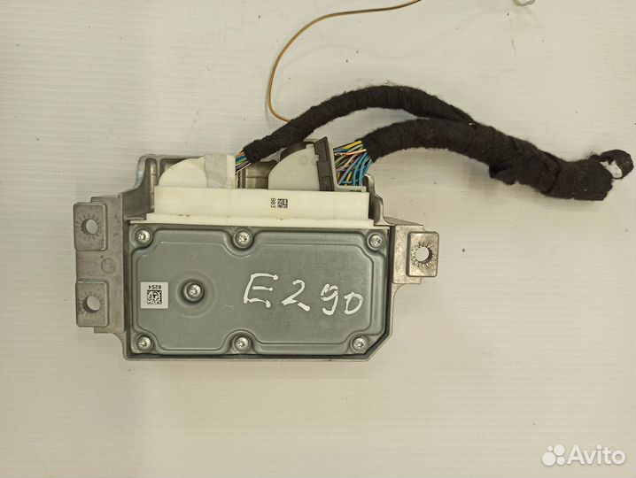 Блок SRS airbag BMW X5 E70