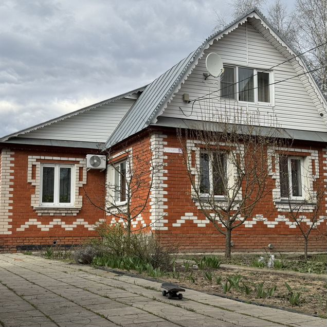 Дом 95 м² на участке 6 сот.