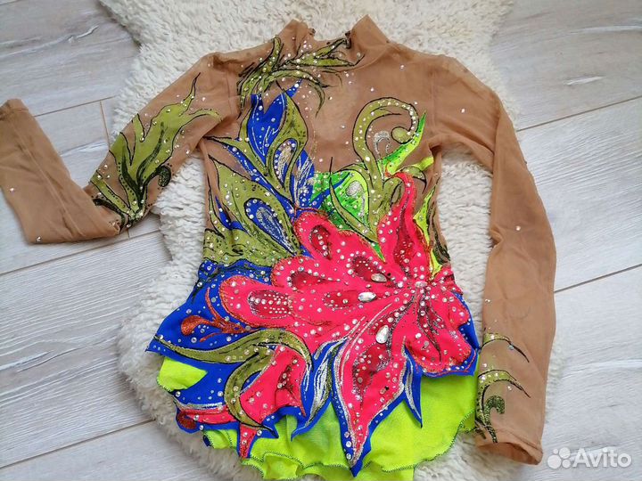 Купальник для художественной гимнастики