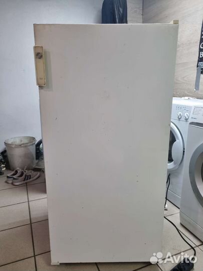 Холодильник Бирюса