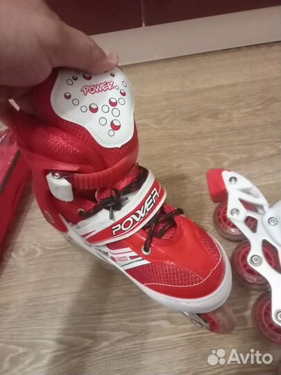 Роликовые коньки + защита спортивная