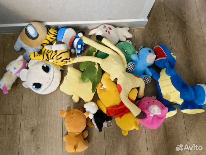 Мягкие игрушки много