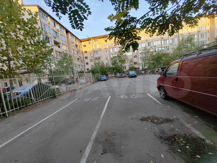 Машиноместо, 14 м²