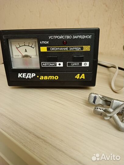 Автоматическое Зарядное устройство кедр-4А