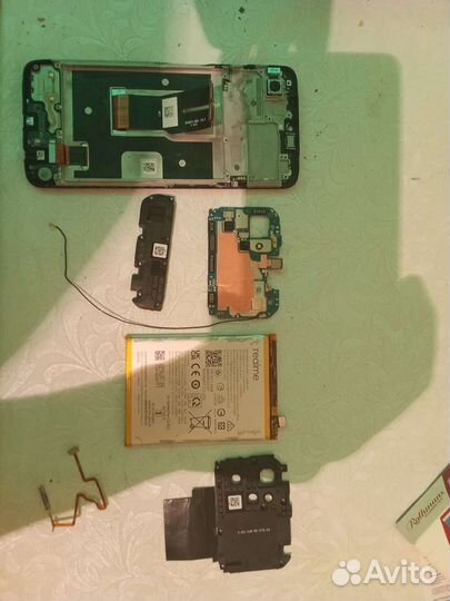 Запчасти реалми ц31