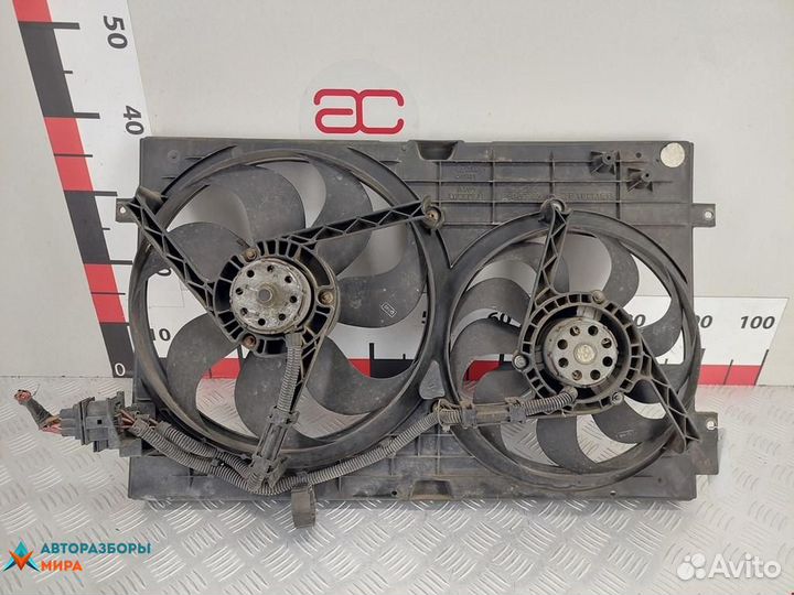 Вентилятор радиатора Volkswagen Bora 1999