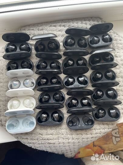 Лот наушников Samsung