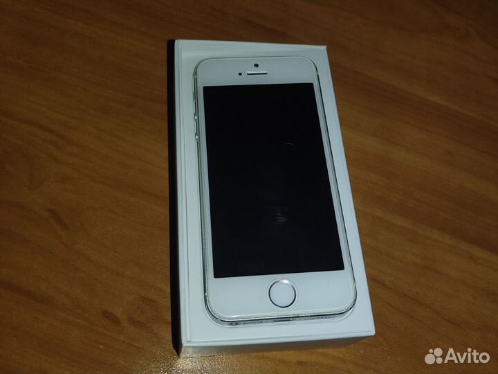 iPhone 5S, 16 ГБ
