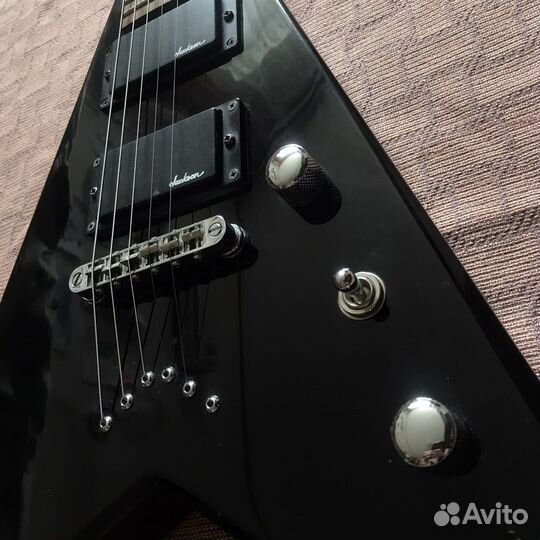 Электро гитара Jackson JS32T King V