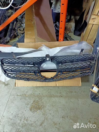 Mercedes GLC 2018 Решетка Радиатора