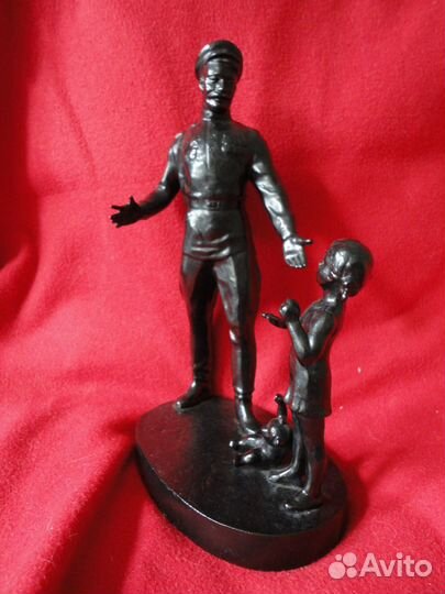 Статуэтка Встреча чугун. Касли. СССР