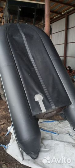 Лодка с мотором