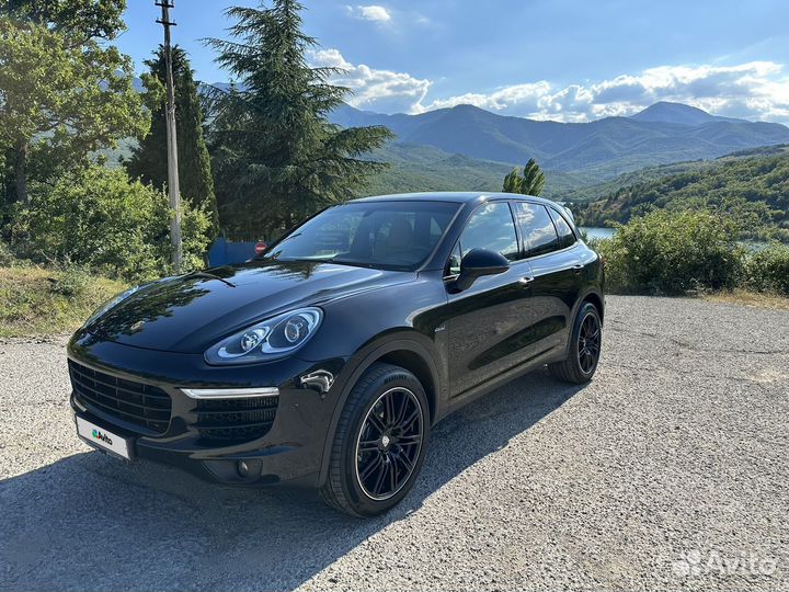 Porsche Cayenne, 2015